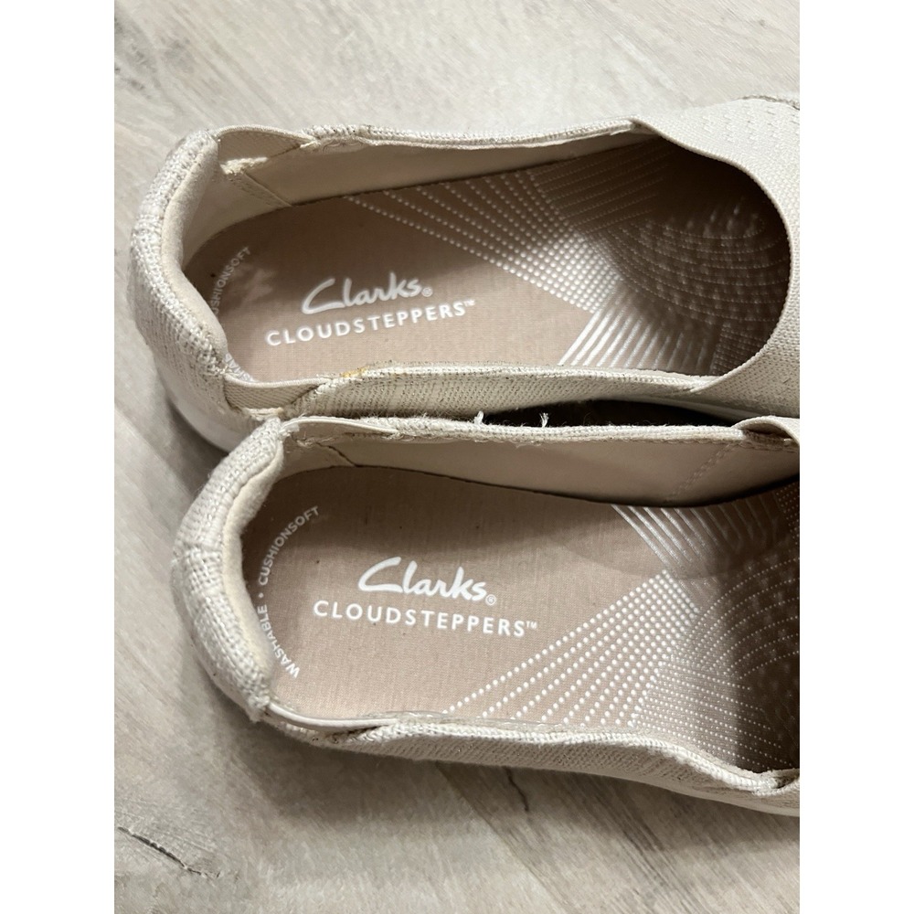 Clarks Cloud Steppers Slip On Shoes Breeze Metallic Natural Women's Loafers 7.5 - Picture 3 of 6